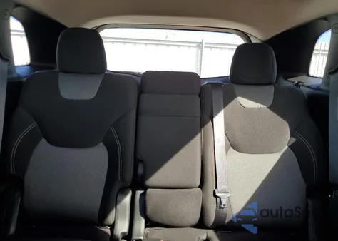 2016 Jeep Cherokee Sport из США, поврежденный, VIN 1C4PJMAS9GW327829